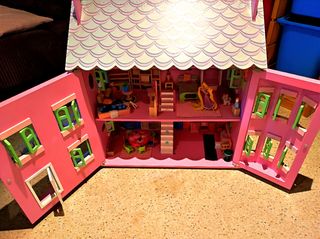 Casita de muñecas