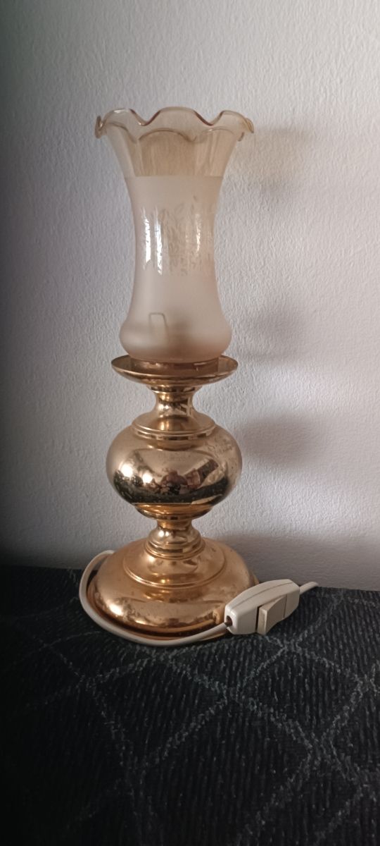 Lámpara de mesilla de noche