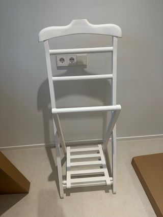 galán de noche blanco