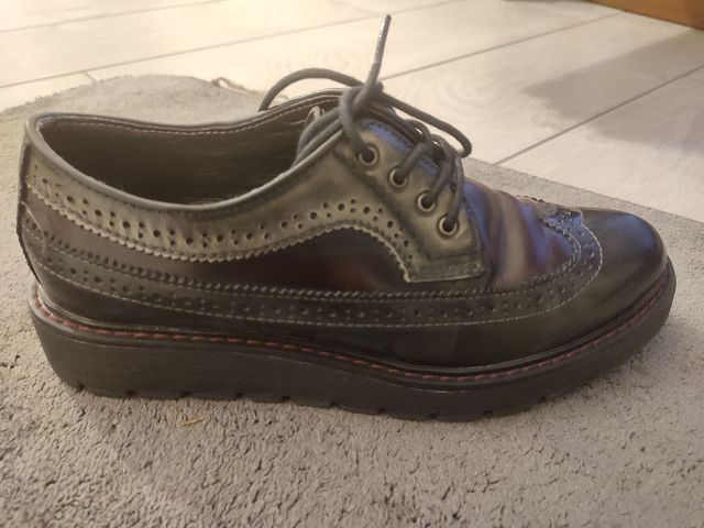 Scarpe con lacci all'inglese n.38