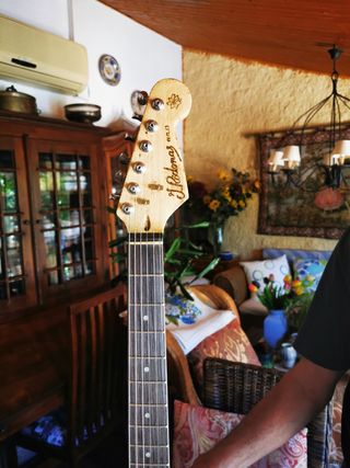 Guitarra electrica Stratocaster