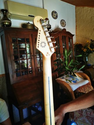 Guitarra electrica Stratocaster