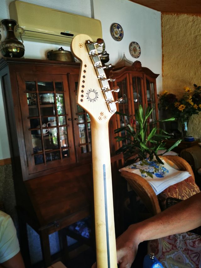 Guitarra electrica Stratocaster