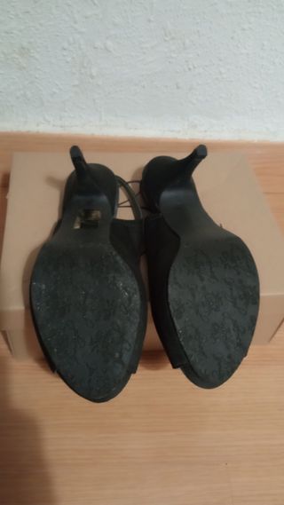 Sandalias tacón raso talla 35