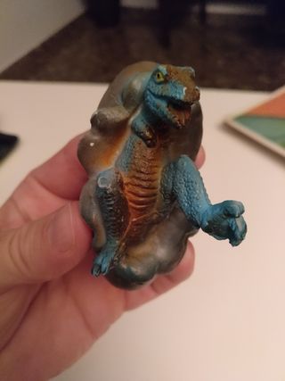 Muñeco de goma baby tyrannosaurus 1992