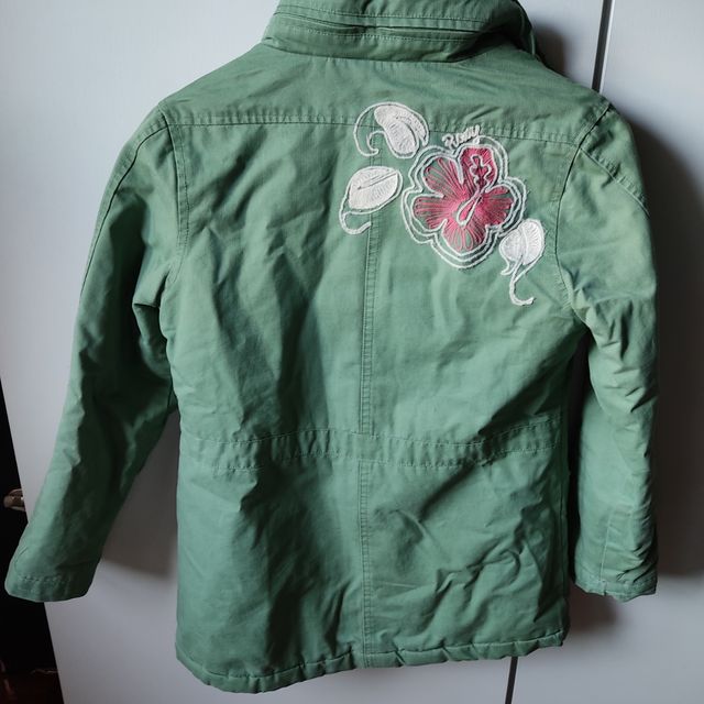 Chaqueta verde niña