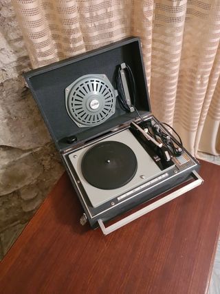 Tocadiscos antiguo