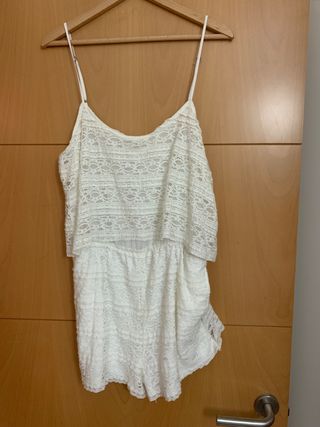 mono blanco