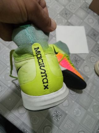 botas futbol Nike 36,5