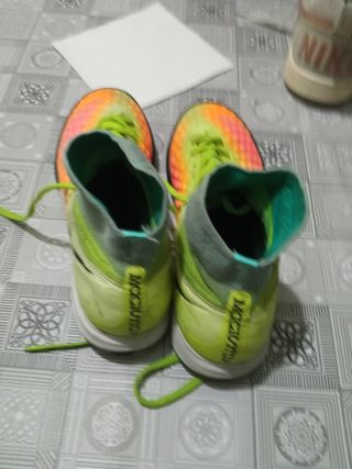 botas futbol Nike 36,5