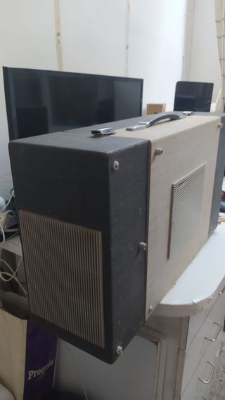 tocadiscos portátil con altavoces