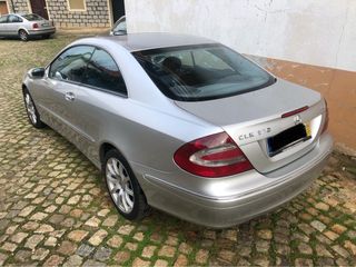 Mercedes-Benz CLK 2004