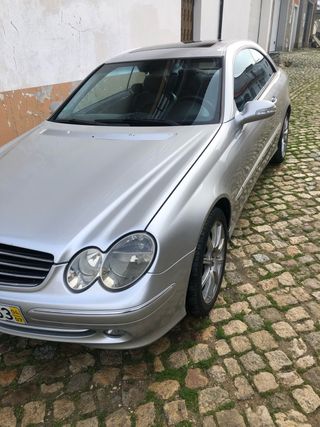 Mercedes-Benz CLK 2004