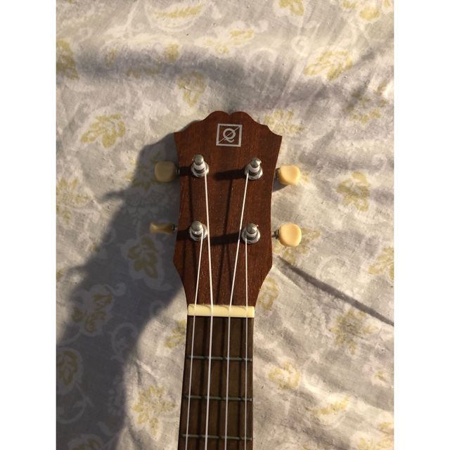 Ukulele OQAN QUK, 20 gradi