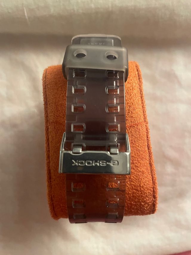 Casio G-shok GA700sk