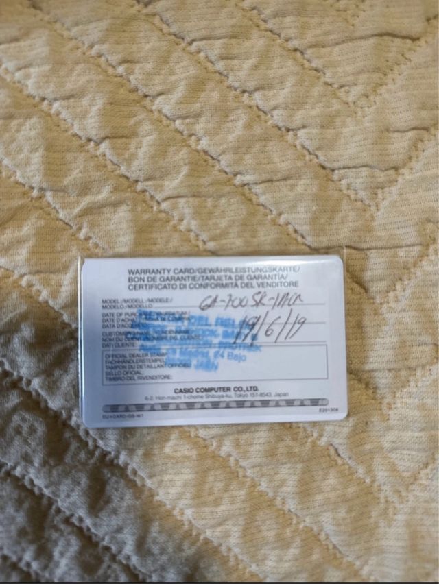 Casio G-shok GA700sk