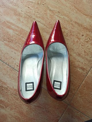 Zapato salón rojo
