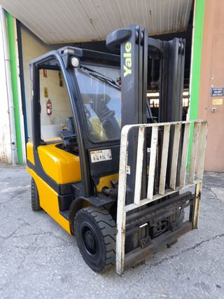 Carretilla diesel Yale 4700mm 2500kg