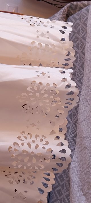 Preciosa Falda nueva con etiquetas