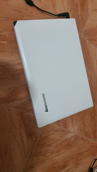 lenovo z50-70 i5 8gb ram 500gb 