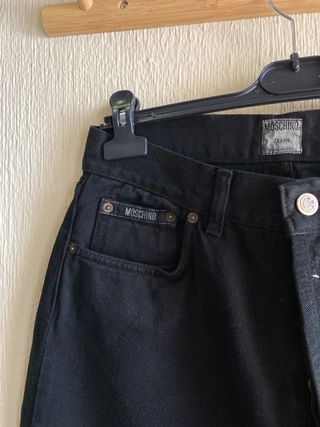 pantalon vaquero negro - moschino