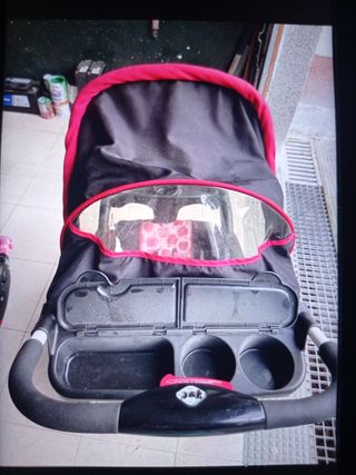 Carro y maxicosi marca saunter through