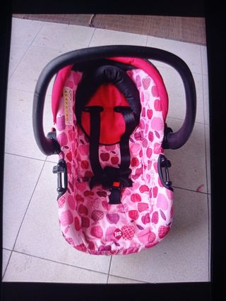 Carro y maxicosi marca saunter through