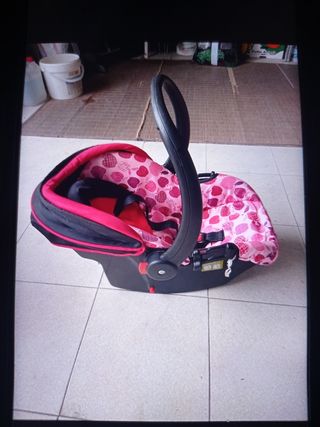 Carro y maxicosi marca saunter through
