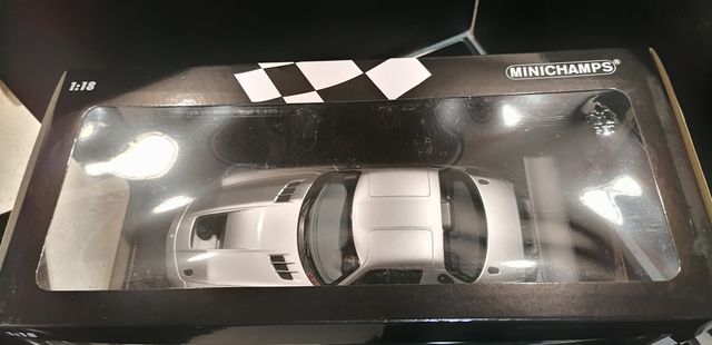 maqueta de mercedes sls amg gt3- minichamps