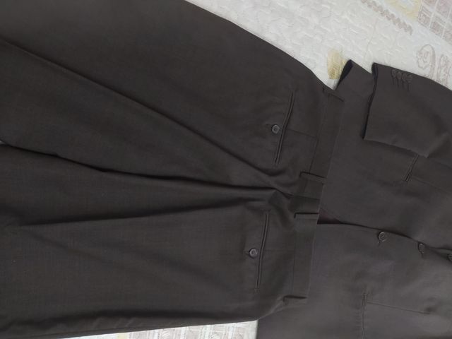 Completo elegante marrone da uomo giacca pantalone