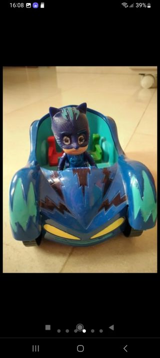 Muñecos y coche PJ MASK
