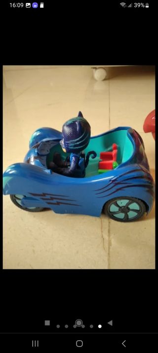 Muñecos y coche PJ MASK
