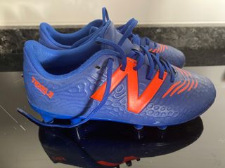Botas de Futbol New Balance