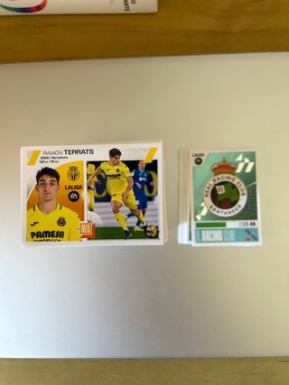 Lote de 200 cromos diferentes Liga Este 2023-24