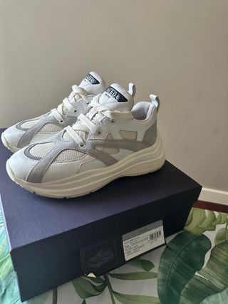 Bambas Prada número 37