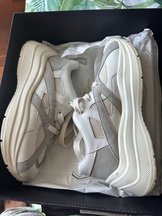 Bambas Prada número 37