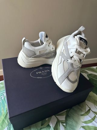 Bambas Prada número 37