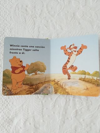 Libro de Winnie y Tigger de Disney
