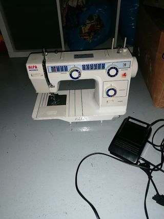 máquina coser Alfa 393