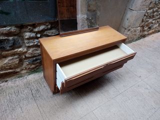 Tocador + mesitas de noche