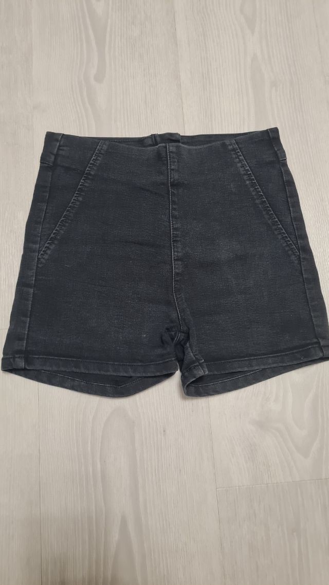 Pantaloncini vita alta neri