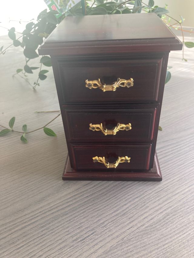 joyero con bailarina