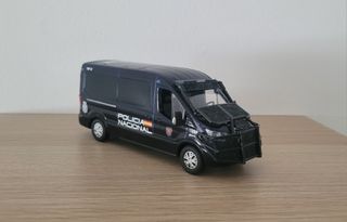 Ford Transit UIP Policia Nacional 1/43