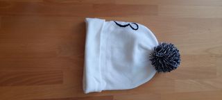 Gorro BEE inspired blanco roto