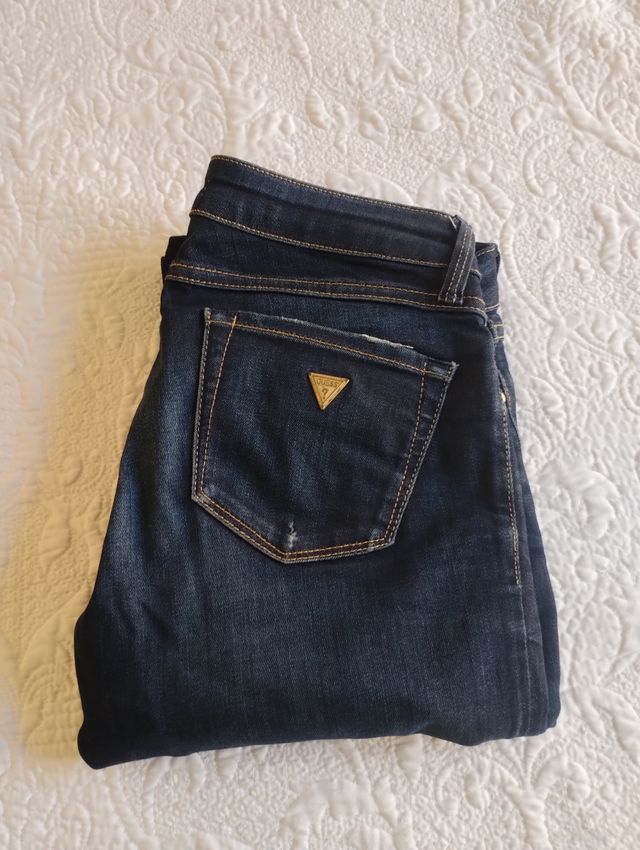 vaqueros Guess