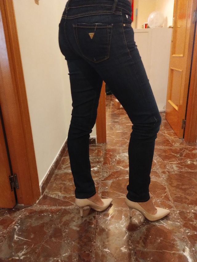 vaqueros Guess