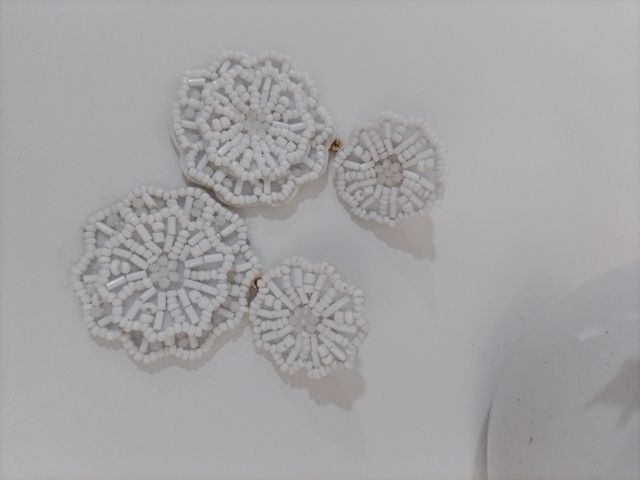 Pendientes Blancos