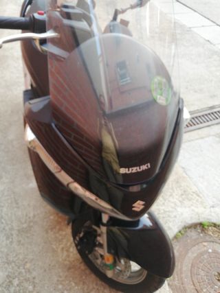 Suzuki burgman 125