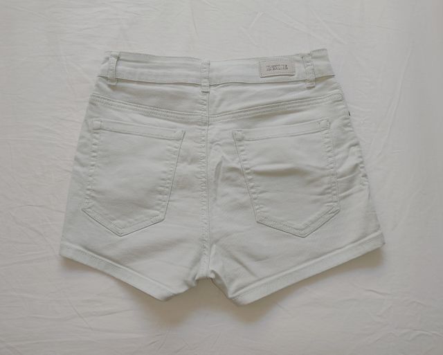 Pantalón corto azul clarito / menta