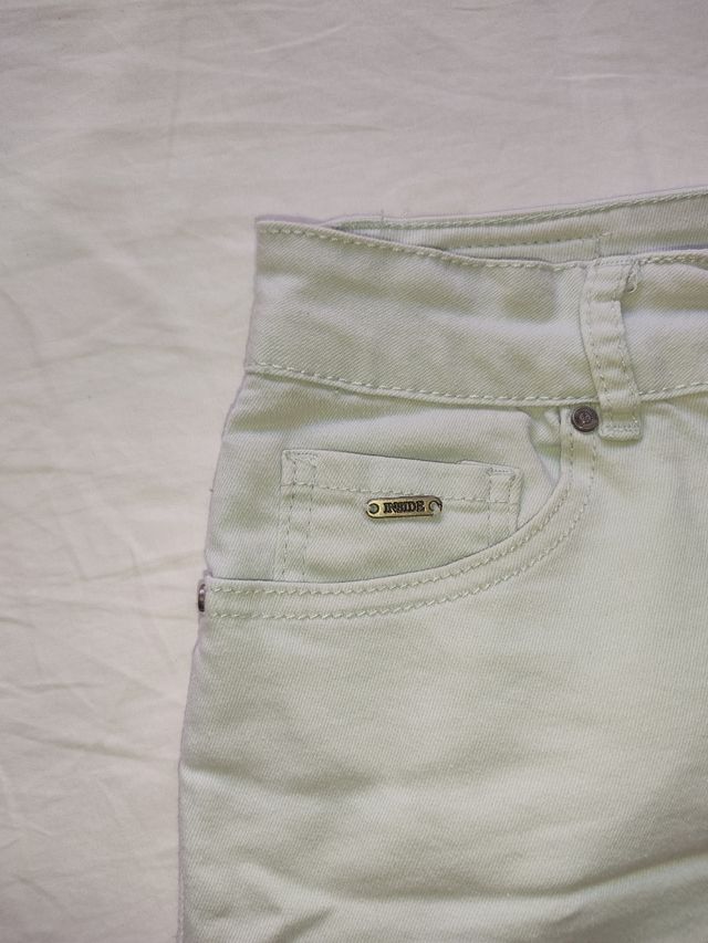 Pantalón corto azul clarito / menta